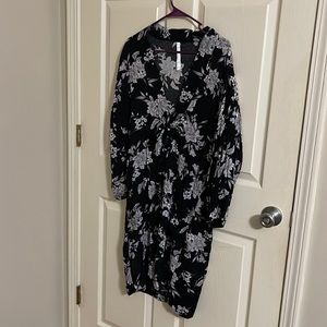 Spiritual Gangster Floral Kimono Size:OS